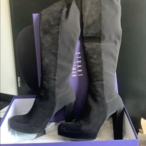 Stuart Weitzman Black Suede Boots “DEMISTRONG”